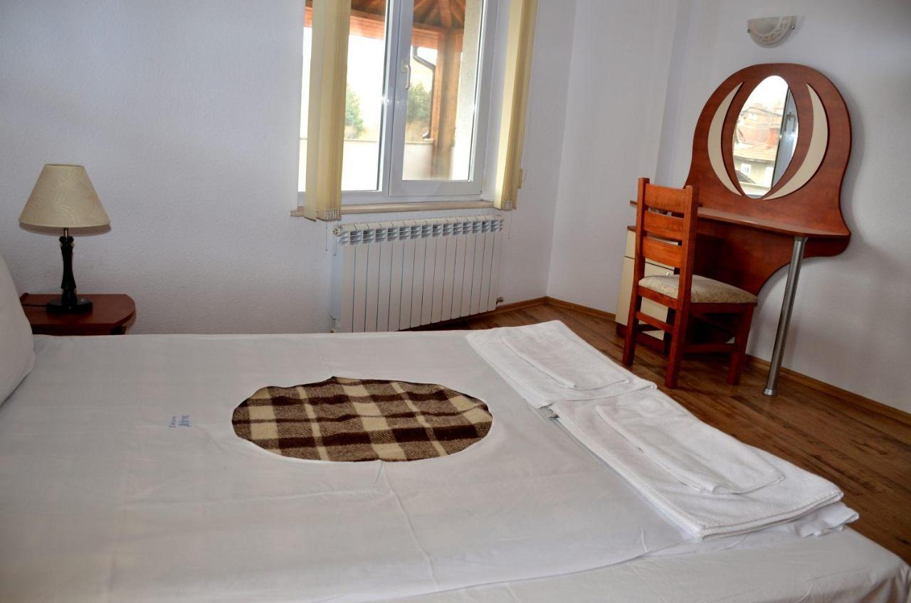 Family Hotel Daisy Borino المظهر الخارجي الصورة