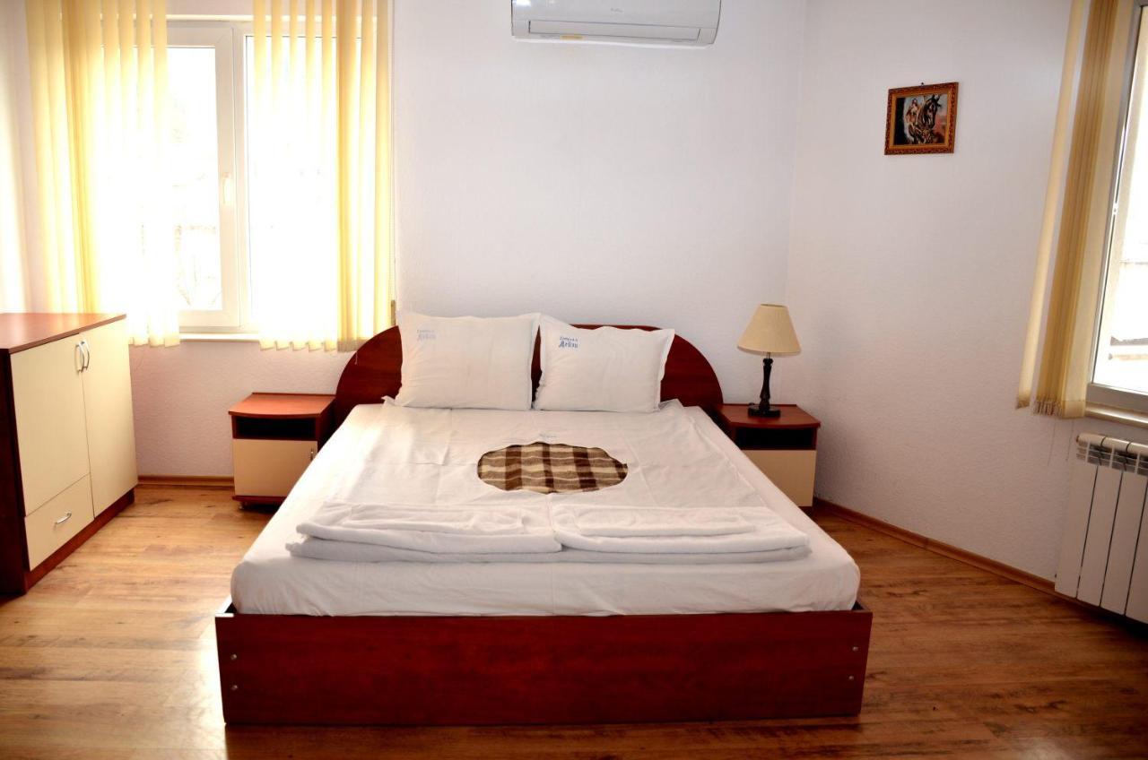 Family Hotel Daisy Borino المظهر الخارجي الصورة
