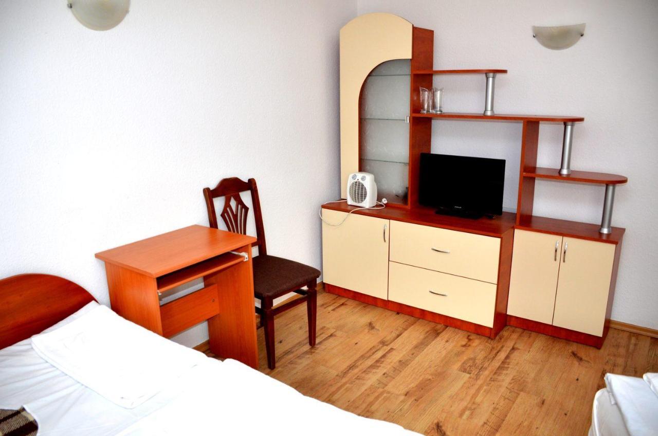 Family Hotel Daisy Borino المظهر الخارجي الصورة